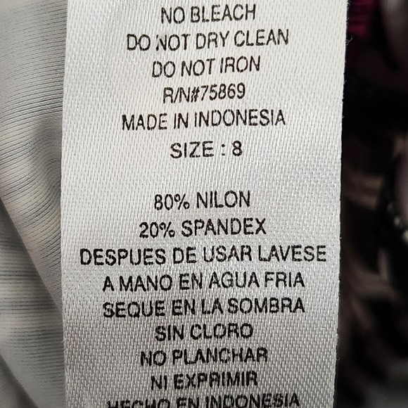 NWT Ocean Dream Geometric Print Halter Swim Top Women's 8 - Picture 9 of 9